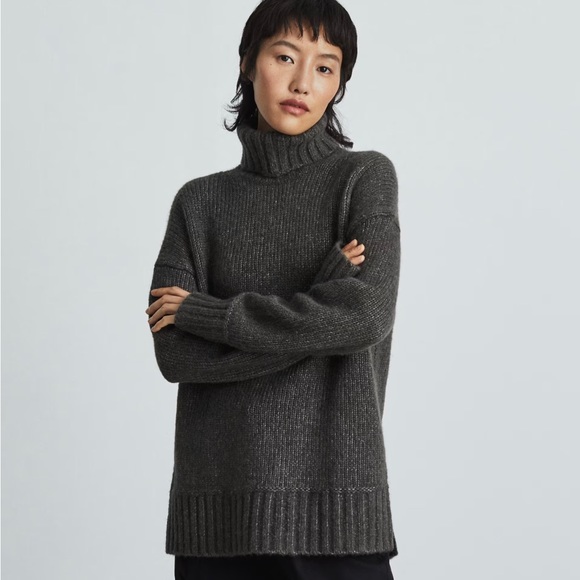 Everlane The Cloud Turtleneck in Dark Moss XXS - Picture 2 of 4